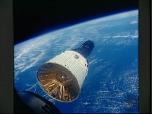 Gemini 7 as seen from Gemini 6 Gemini 7 as seen from Gemini 6